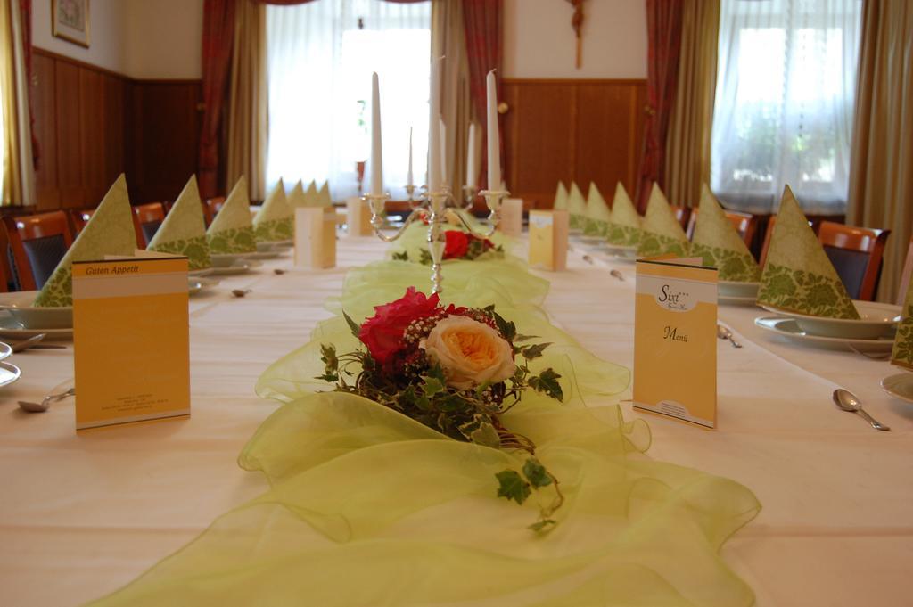 Hotel Sixt Rohr in Niederbayern Экстерьер фото