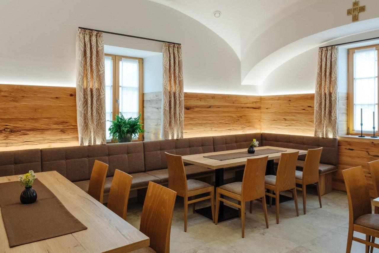 Hotel Sixt Rohr in Niederbayern Экстерьер фото