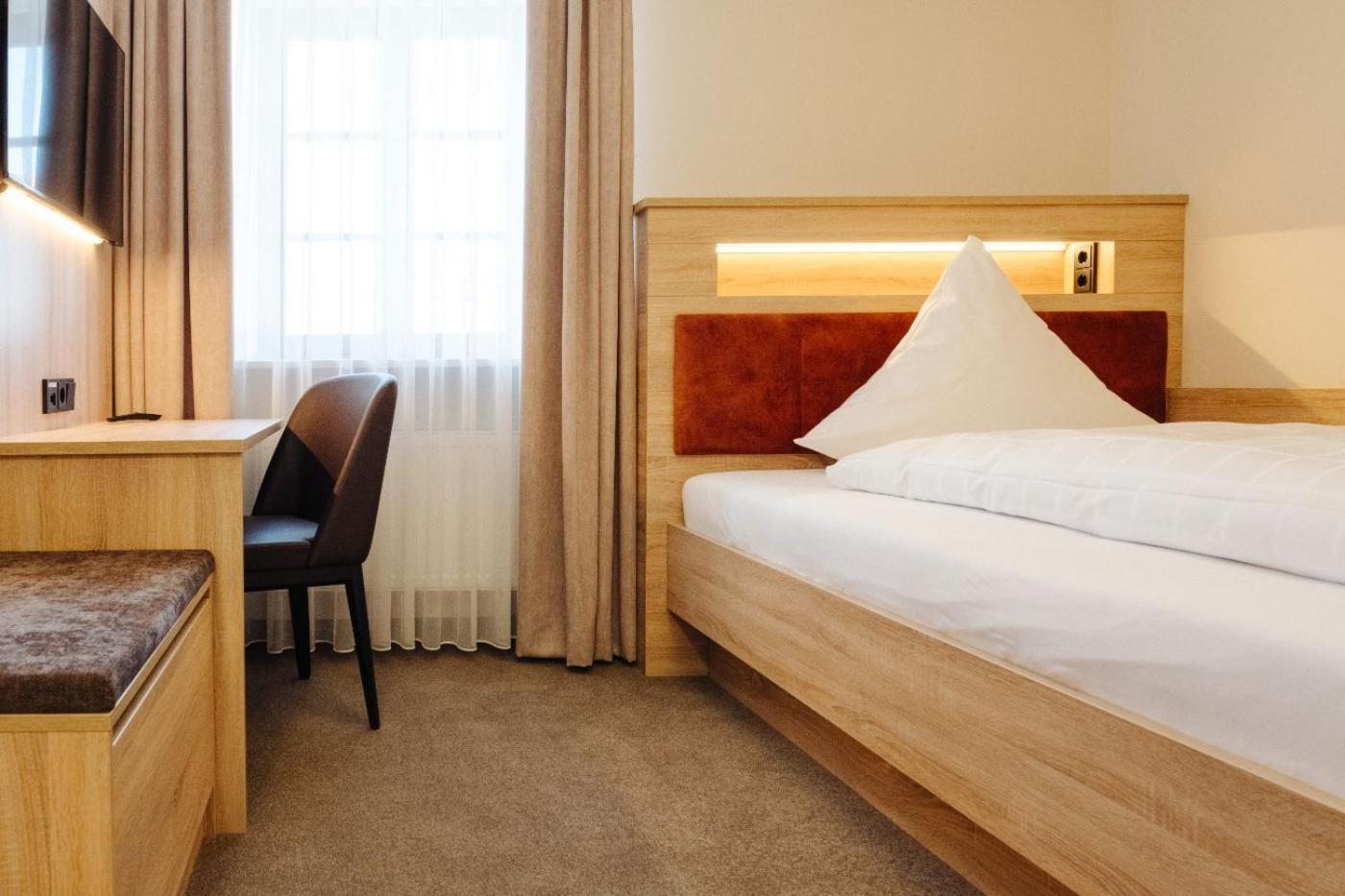 Hotel Sixt Rohr in Niederbayern Экстерьер фото