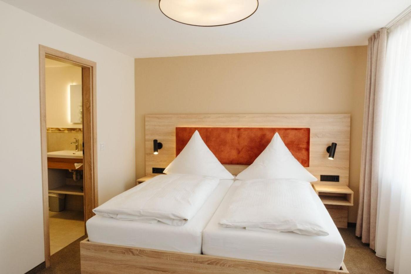 Hotel Sixt Rohr in Niederbayern Экстерьер фото