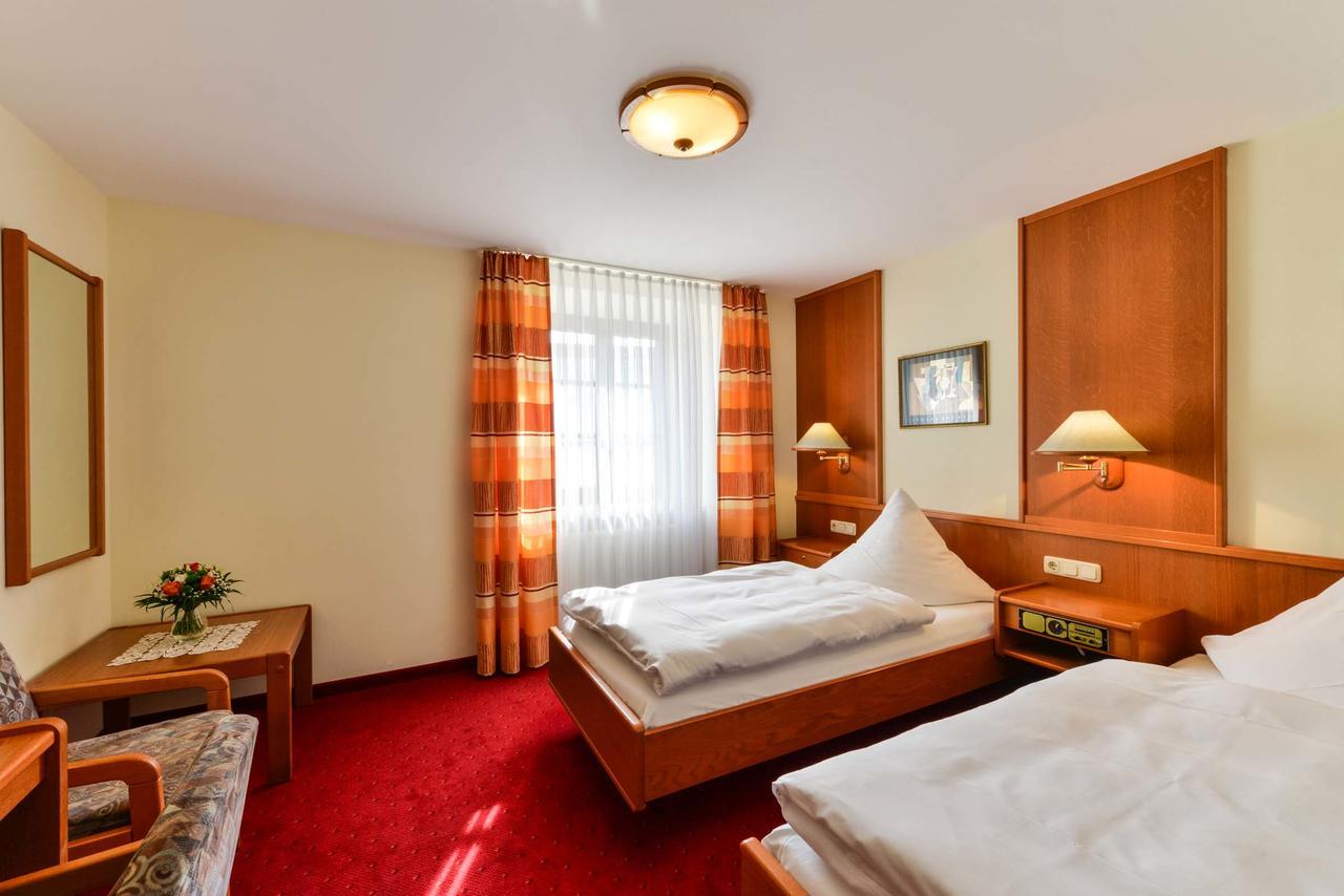 Hotel Sixt Rohr in Niederbayern Экстерьер фото